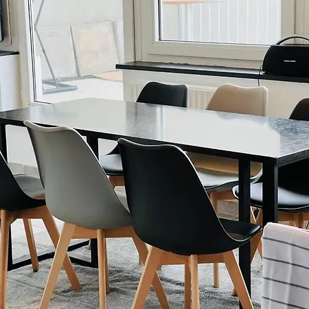 Zentrales Grosszuegiges Mit Dachterrasse! Appartement Bochum