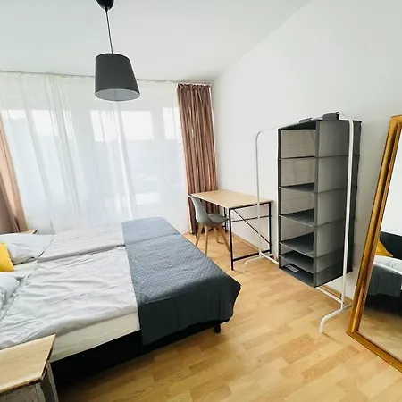 Apartamento Zentrales Großzügiges Mit Dachterrasse!