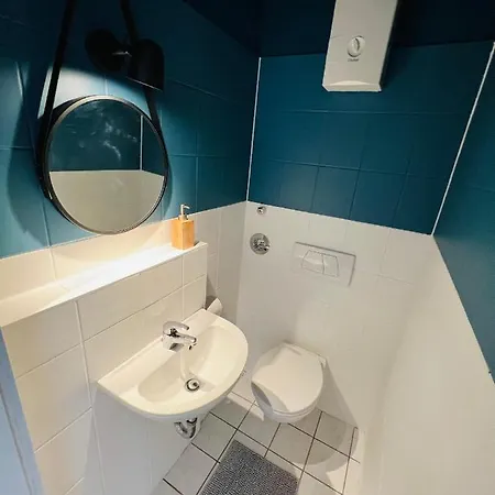 Zentrales Grosszuegiges Mit Dachterrasse!