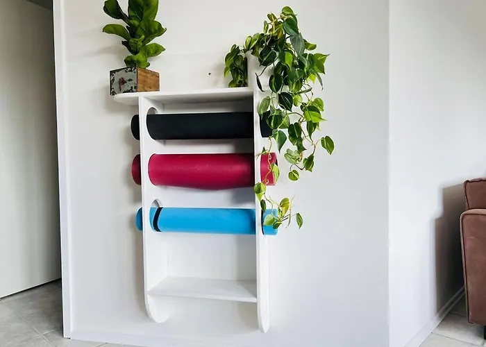 Zentrales Großzügiges Mit Dachterrasse! *